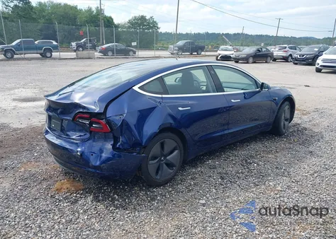 2018 Tesla Model 3 Long Range/Mid Range z USA, uszkodzony, nr VIN 5YJ3E1EA5JF027025